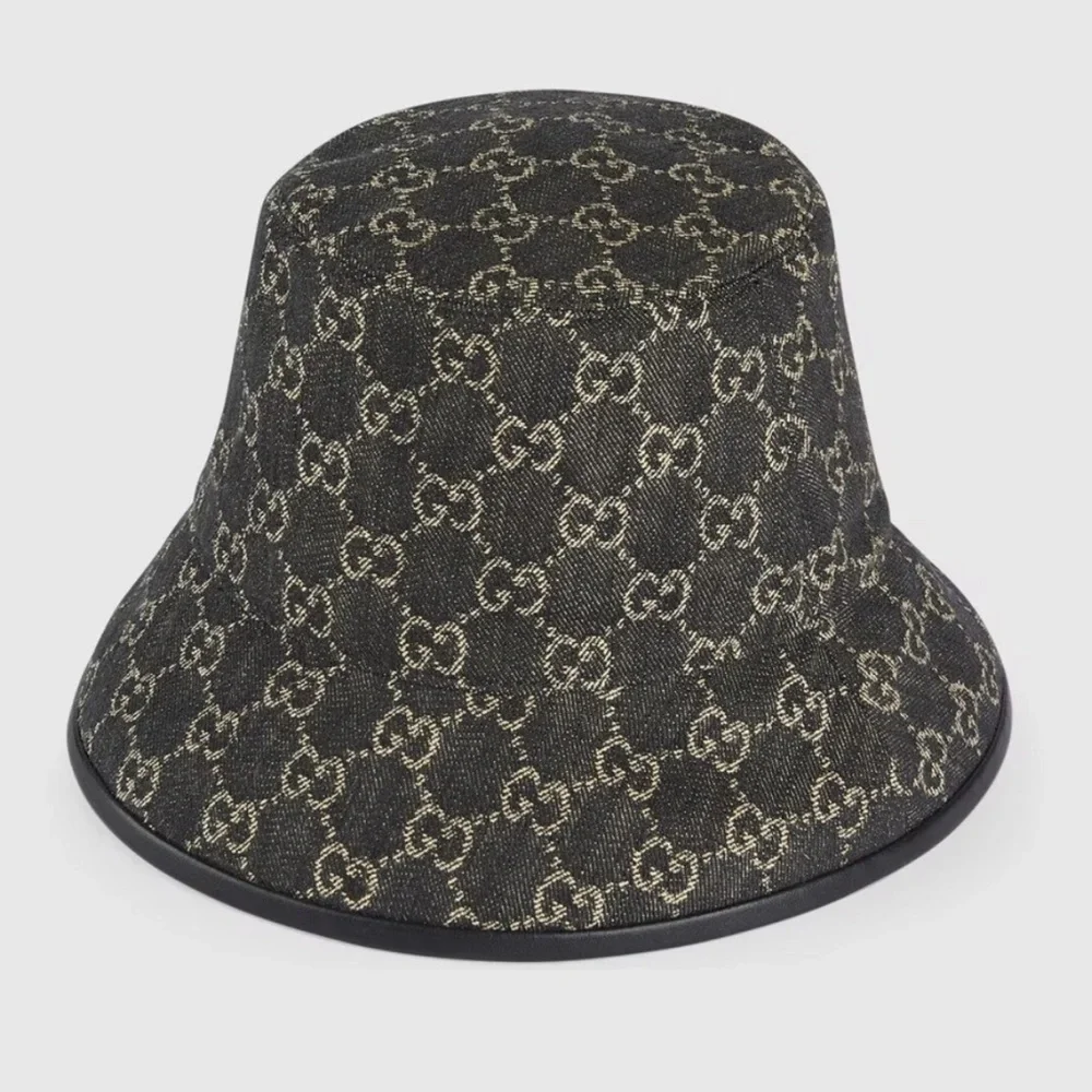 Gucci Monogram Black Reversable Bucket Hat